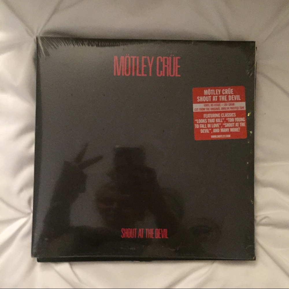 Motley Crue Shout At The Devil vinyl